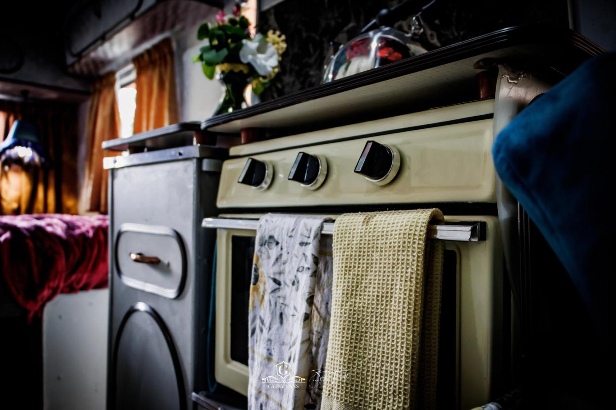 Gypsy Wagons And Vans, クラレンス 部屋 写真