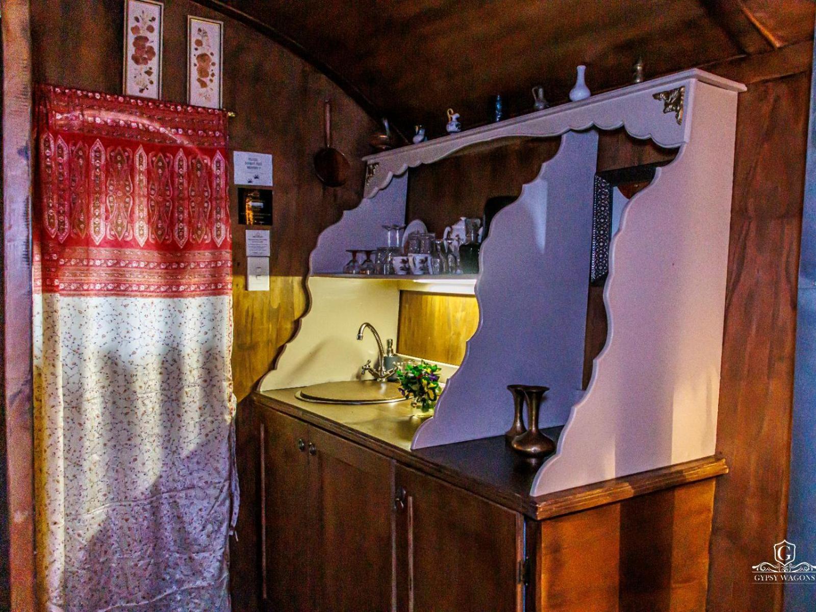 Gypsy Wagons And Vans, クラレンス 部屋 写真