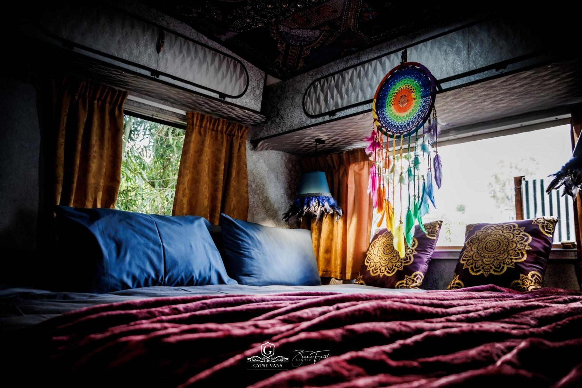 Gypsy Wagons And Vans, クラレンス 部屋 写真